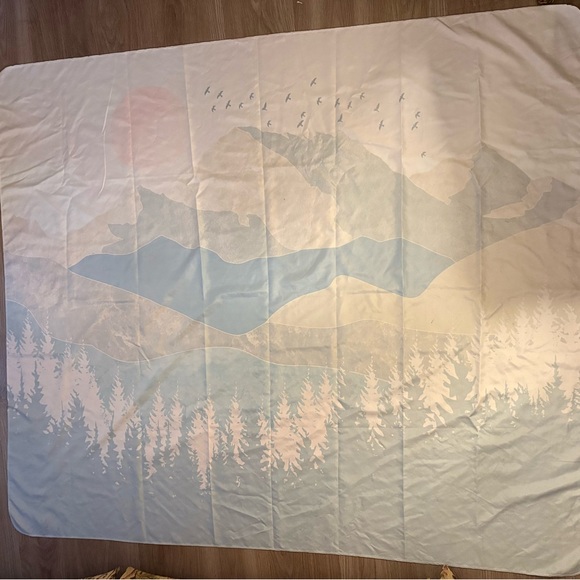 Mountain Landscape Tapestry Blanket - Picture 3 of 5